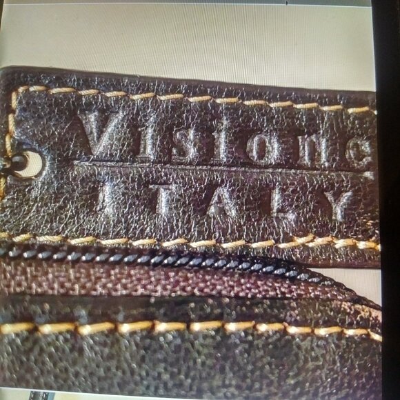 Black Italian designed shoulder bag - Picture 5 of 13